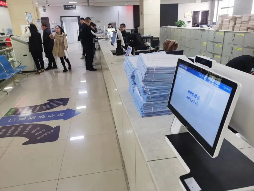 一窗受理終端，助力政務(wù)實(shí)現(xiàn)高效便捷服務(wù)